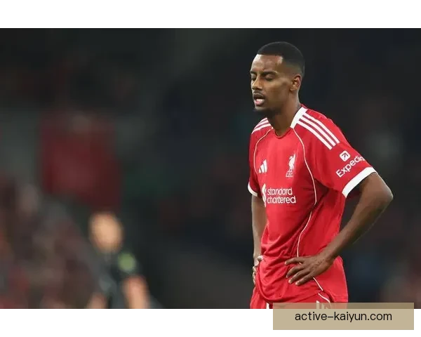 伊萨克保持比赛稳定性，状态回暖备受关注