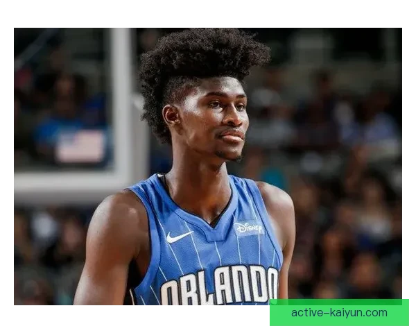 伊萨克联赛表现分析显示状态回暖，近期发挥稳健值得关注。