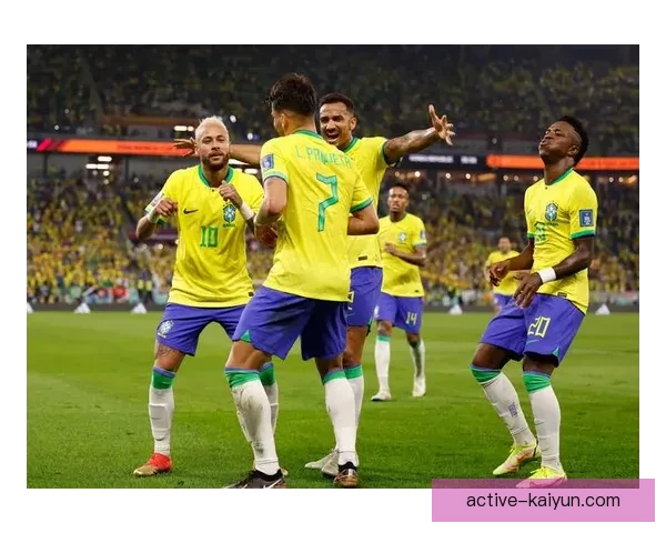 马尔蒂尼展示足球美学，继续引领现代足球战术与技术的发展趋势